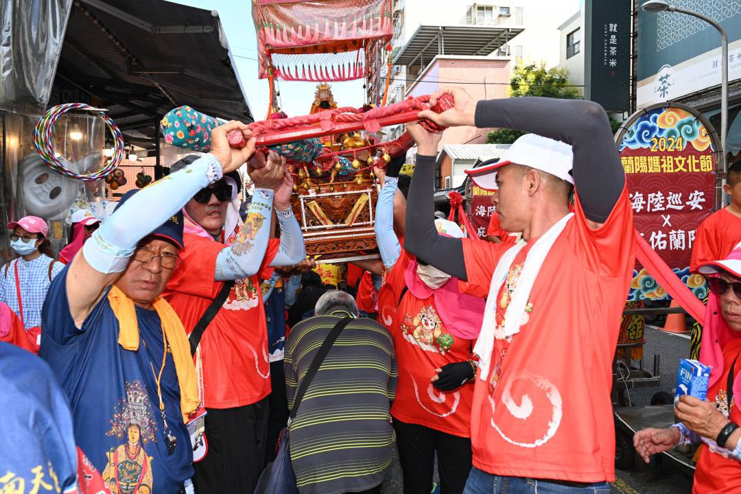 救國團南投縣真善美聯誼會辦理公益活動 三代同堂共譜溫馨樂章(圖:救國團南投縣團委會 提供)
